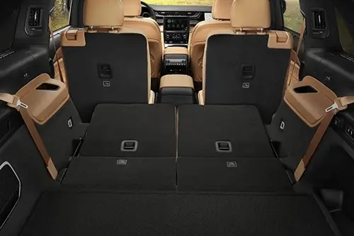 2024 Grand Cherokee Cargo space
