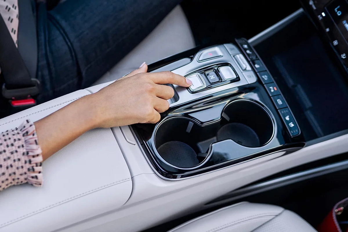 2022 Hyundai Tucson Center Console