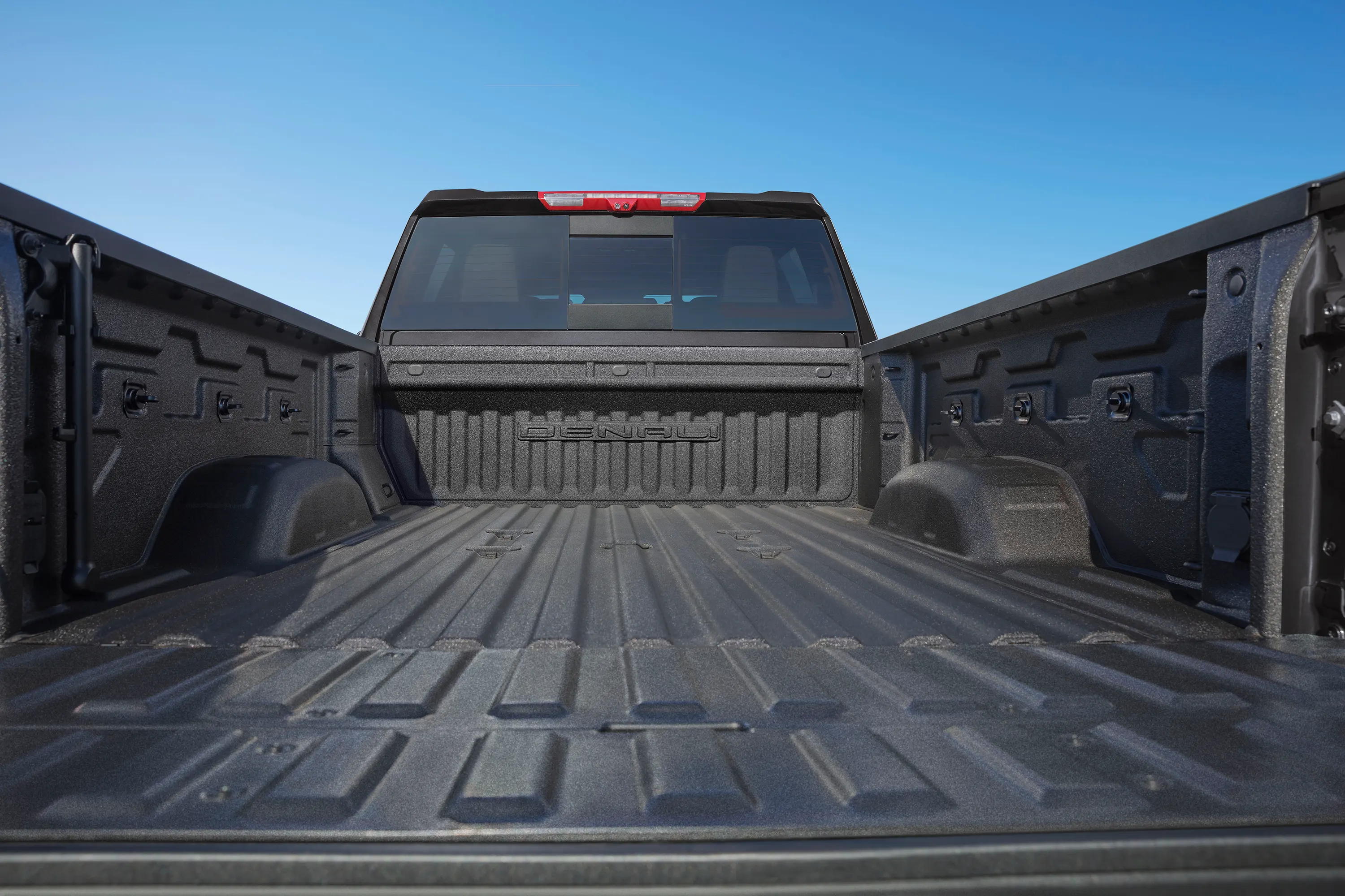 2023 Sierra HD Cargo Bed