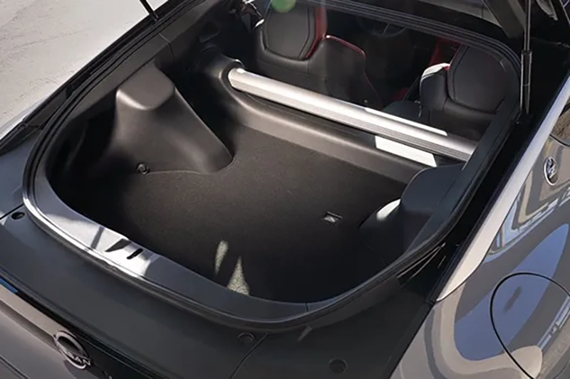 2024 Nissan Z Trunk space