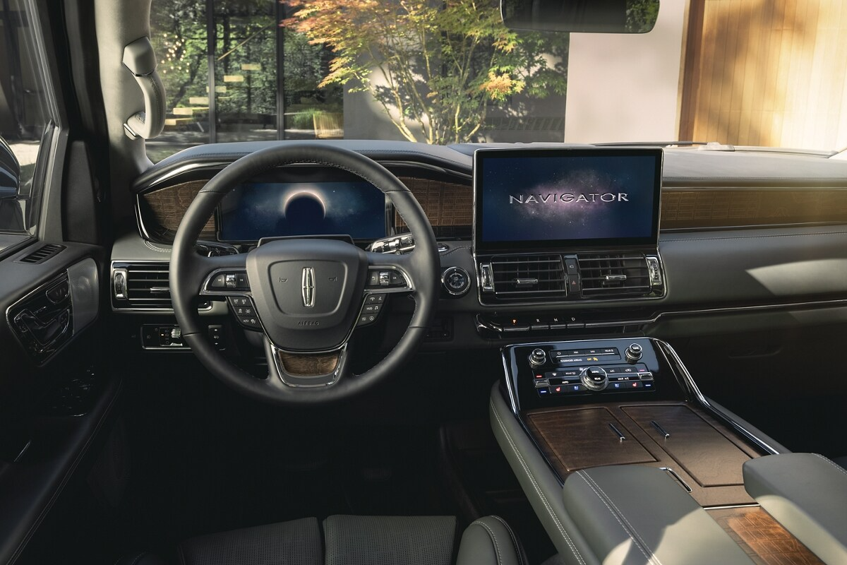 2022 Lincoln Navigator Steering Wheel