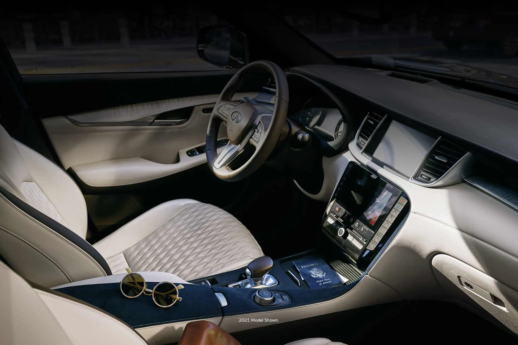 2023 INFINITI QX50 Center Console
