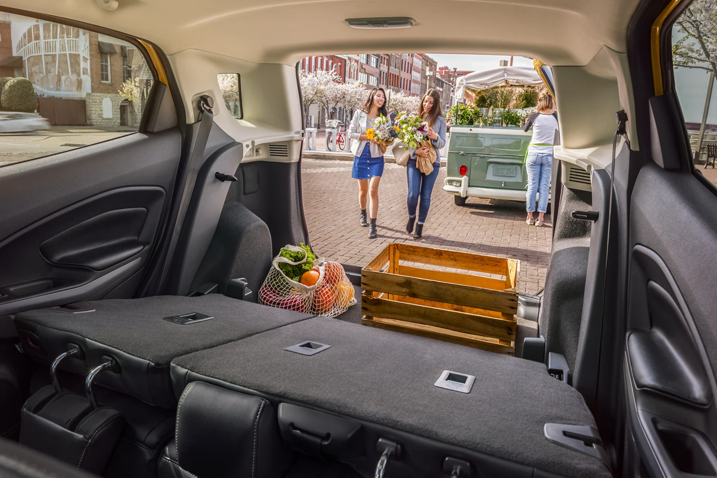 2022 Ford EcoSport Trunk space