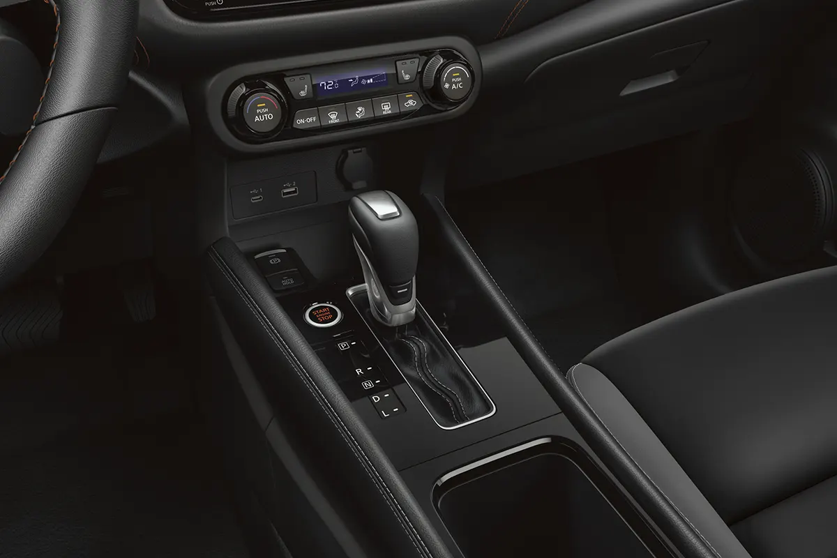 Nissan Kicks Center Console