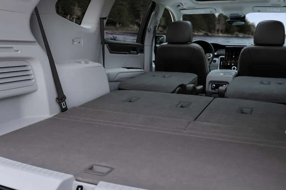 GMC Acadia Trunk space