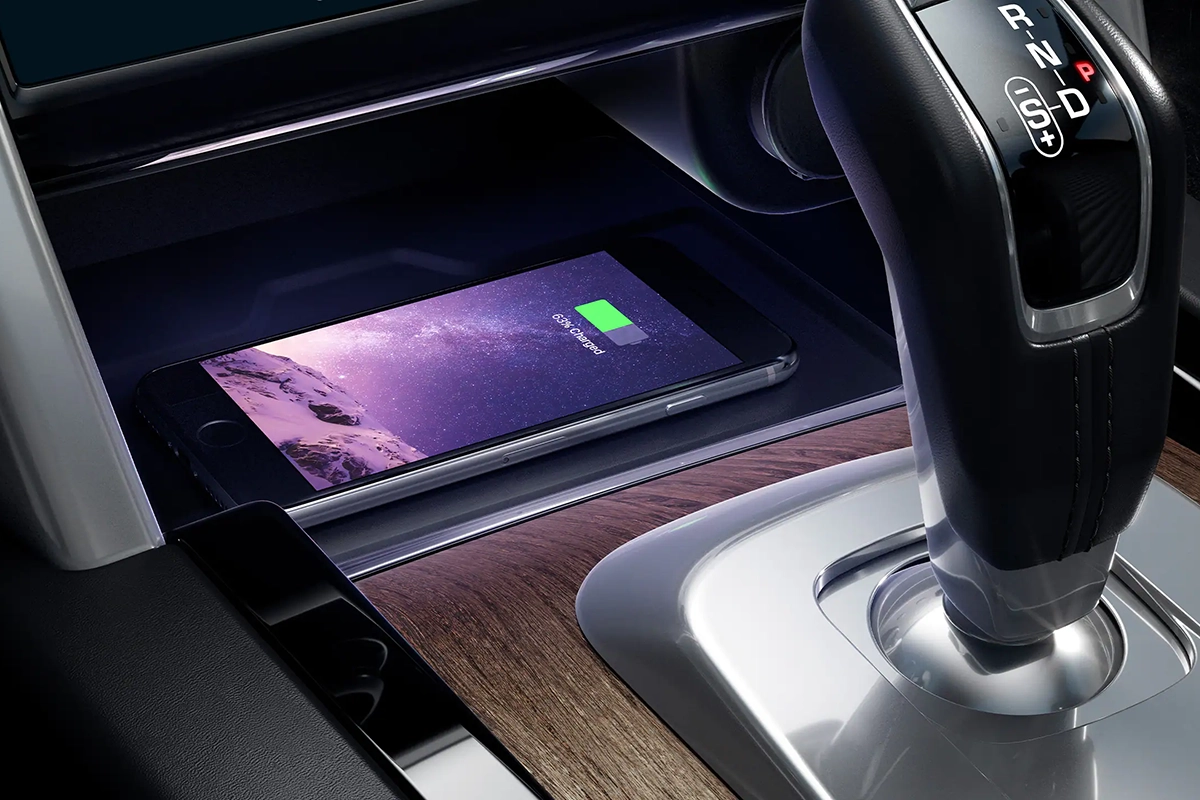 2023 Land Rover Discovery Sport Center Console