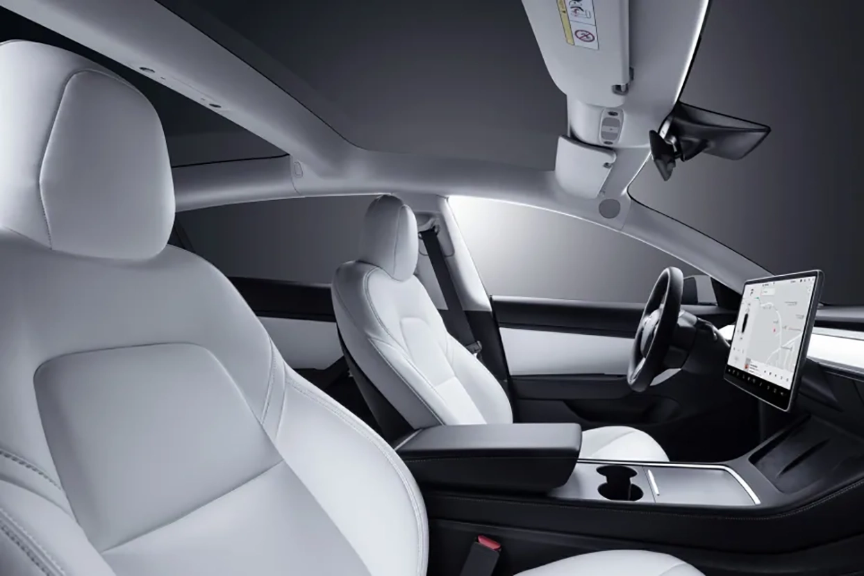 2023 Tesla Model 3 Center Console