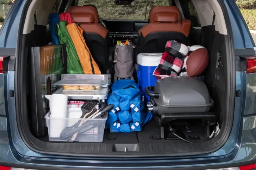2024 Kia Carnival Cargo Space