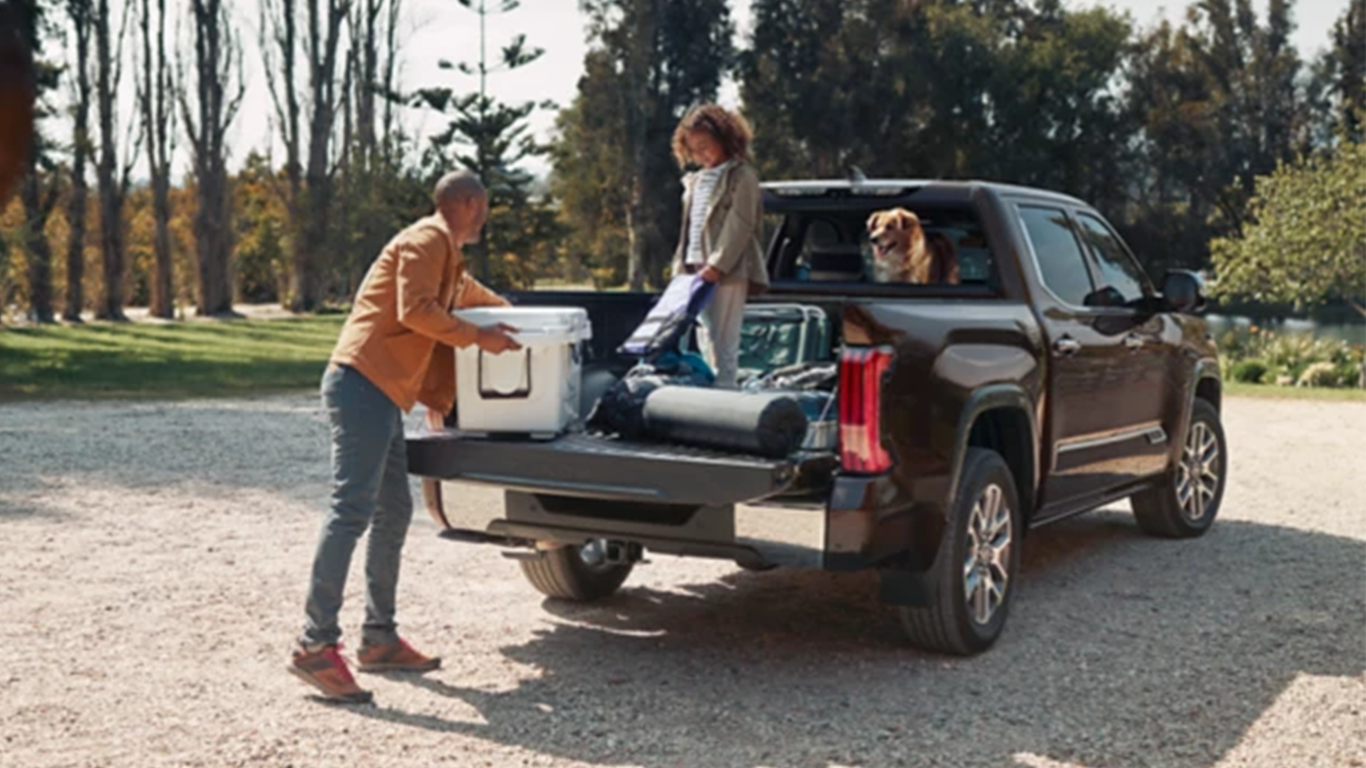 Toyota Tundra Trunk space