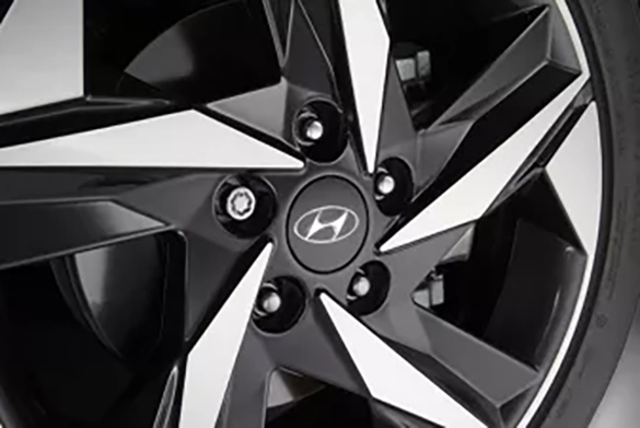 2023 Hyundai Elantra Exterior Accessory Wheel Locks