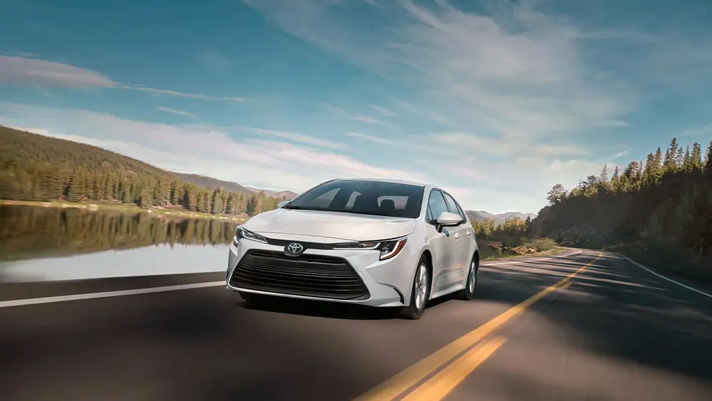 2023 Toyota Corolla Hybrid Live