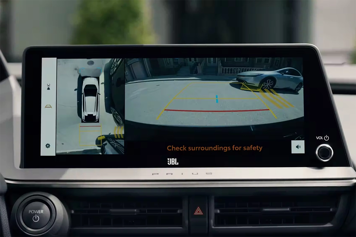 2023 Toyota Prius Technology Features