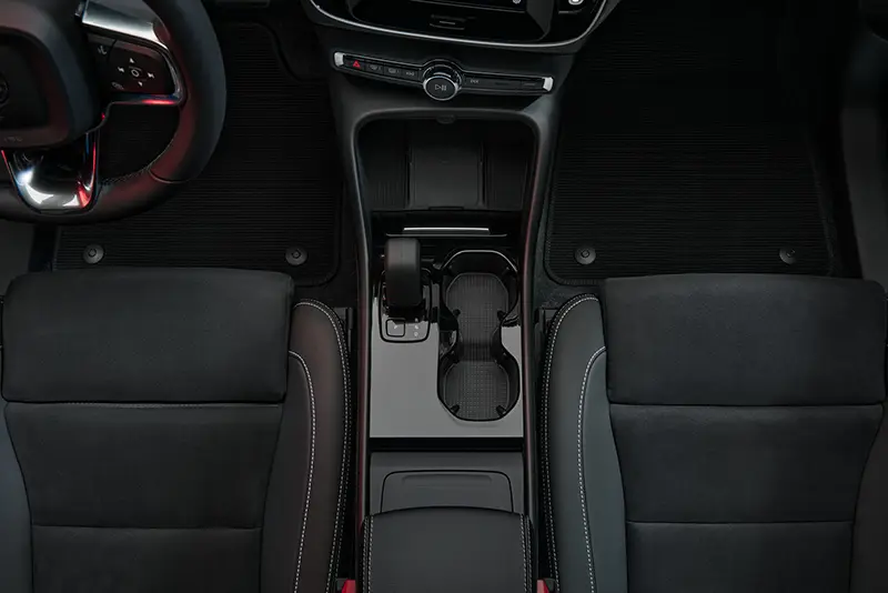 2024 Volvo C40 Center Console