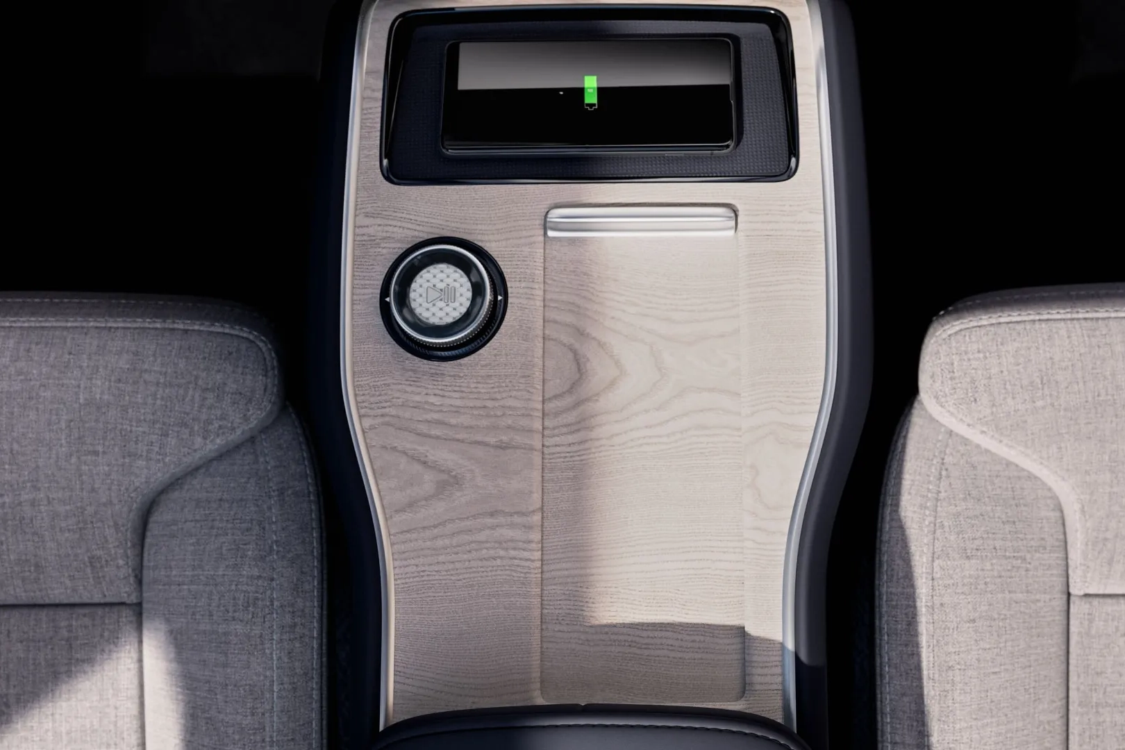 2024 Volvo EX90 Center Console