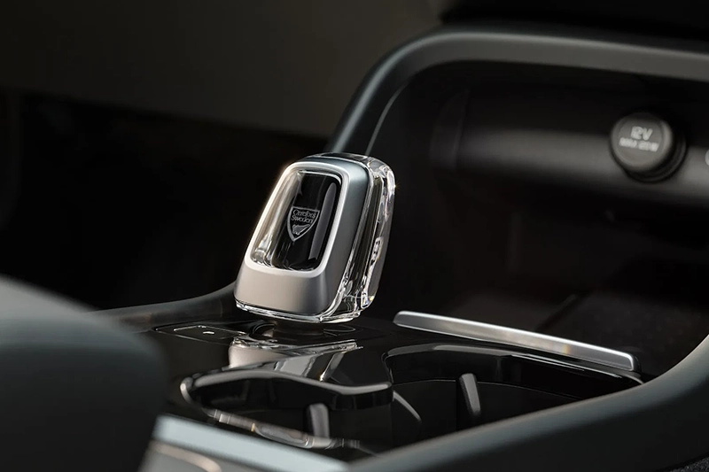 2024 Volvo XC40 Recharge Center Console