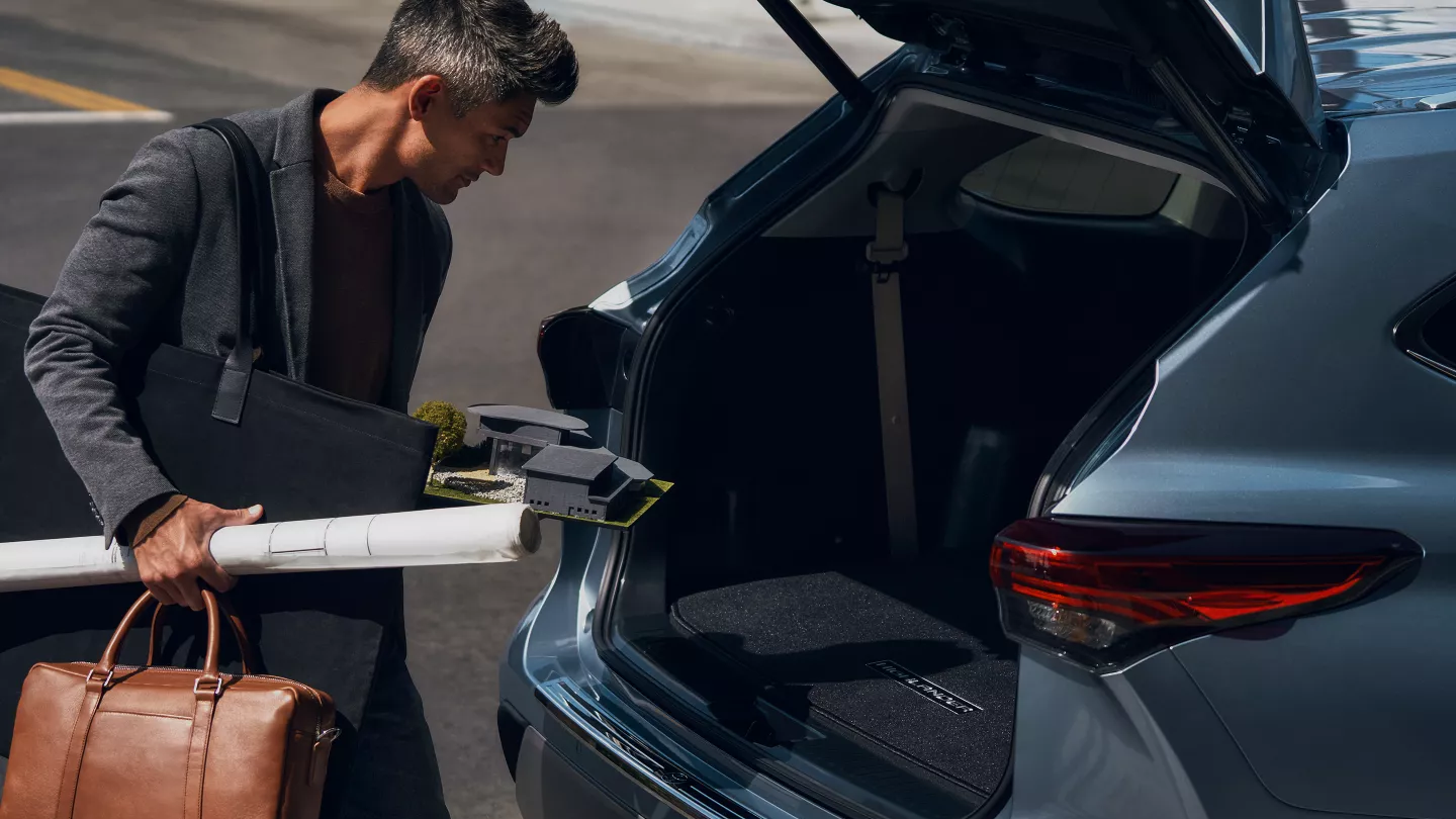 Toyota Highlander Trunk space Warrenton, VA