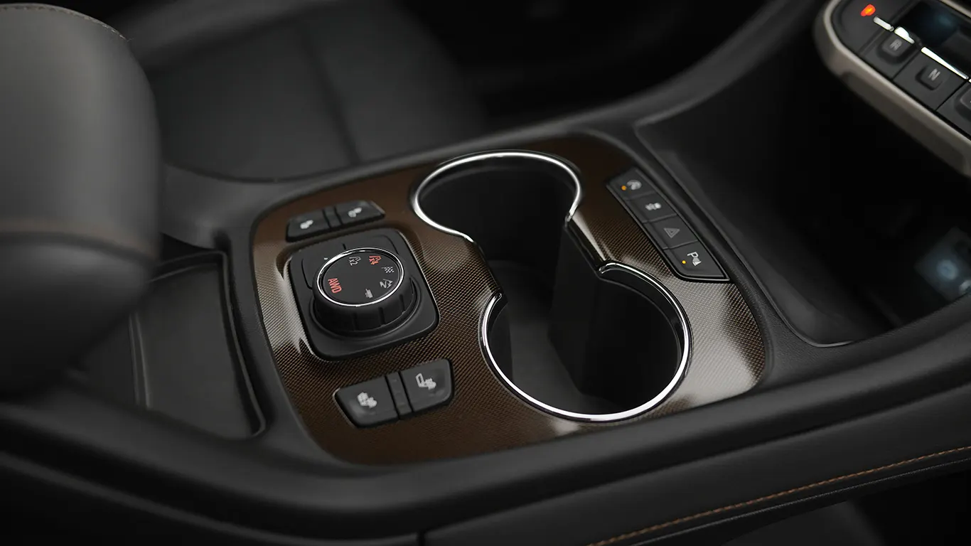 2023 GMC Acadia Center Console