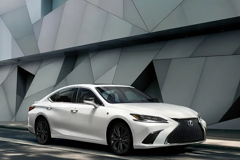 White 2025 Lexus ES