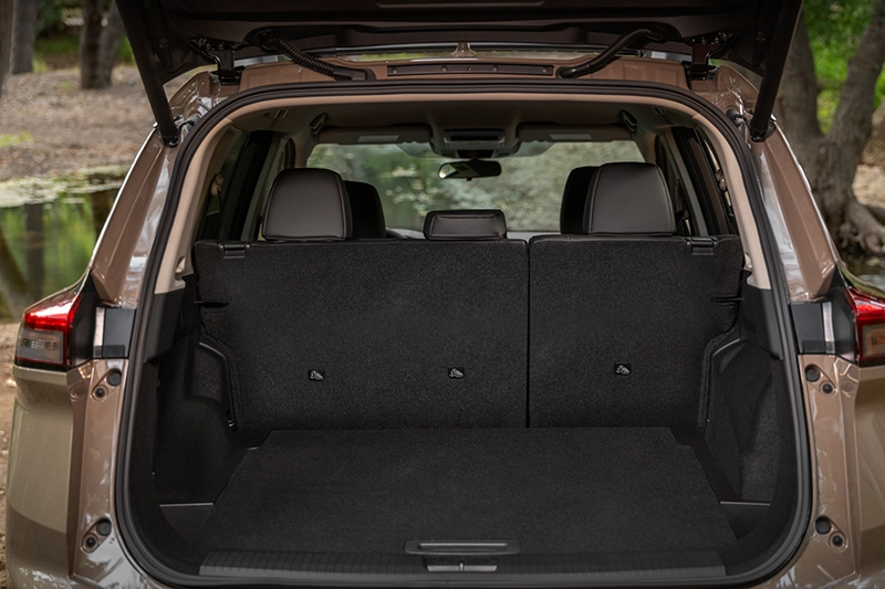 Nissan Rogue Cargo space